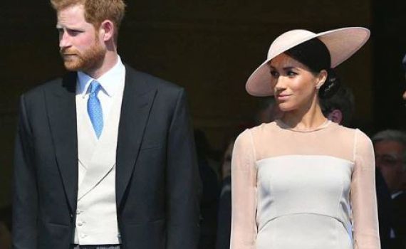 שוב בלבן: מייגן מרקל בהופעה ראשונה כדוכסית