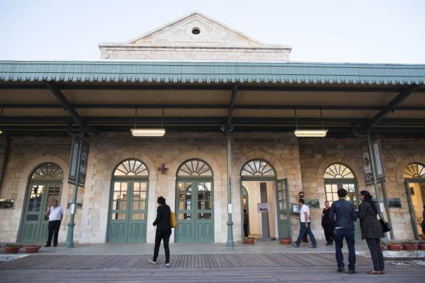 עשו עלינו סיבוב: מתחם התחנה יישאר פתוח בשבת