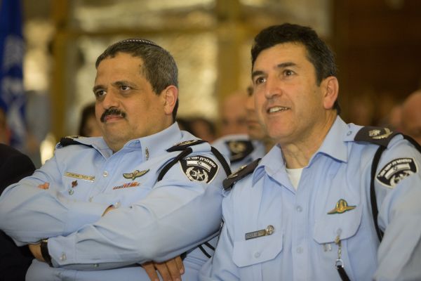 אלשיך חושד לקשר בין נתניהו לניצב יורם הלוי