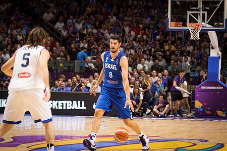 אחד הגדולים: ליאור אליהו פורש מנבחרת ישראל