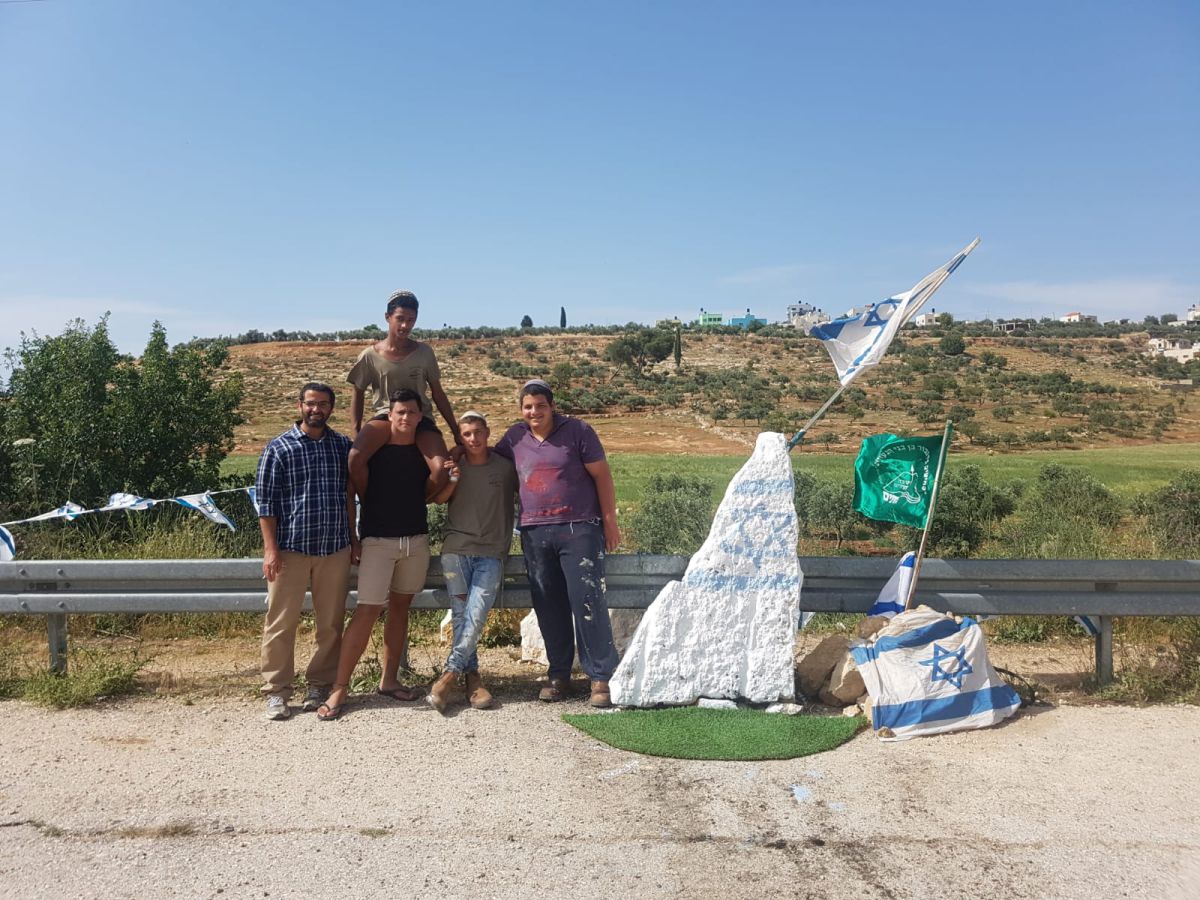 שוקמה האנדרטה לזכר בני משפחת הנקין בשומרון
