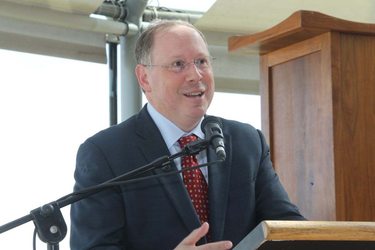 דיין האמת: רב רפורמי נהרג בתאונת מטוס בשבת