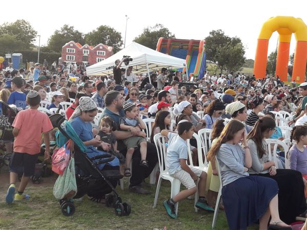 אלפים בחגיגות ההצדעה לגרעינים התורניים של רשת שעלים