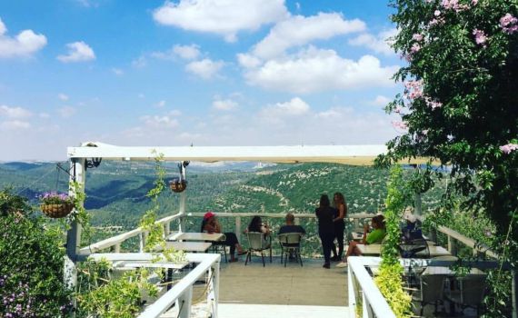 חגיגת בשרים בהרי יהודה| ביקורת מסעדות