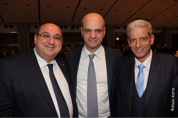 רבני צרפת מרגיעים: לא מדובר בגזרות חדשות