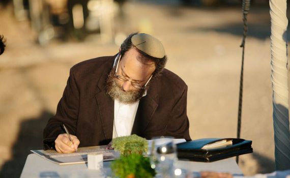 בהשגחה פרטית מגיבים: "הפעילות תיעשה כחוק"