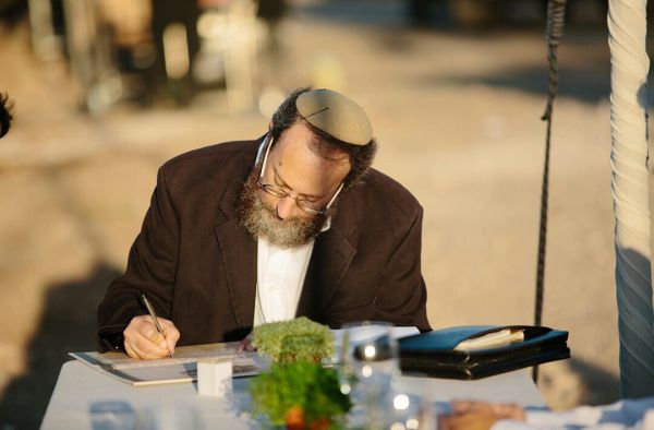 בהשגחה פרטית מגיבים: "הפעילות תיעשה כחוק"