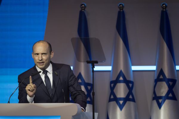 בנט מתנגד להפסקת אש: "שגיאה חמורה"