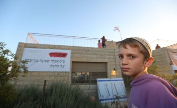 גלריה • היום האחרון לפני הפינוי בנתיב האבות