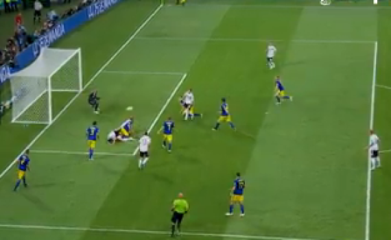 עדיין אלופה: מהפך דרמטי של גרמניה בדקה ה- 95. צפו