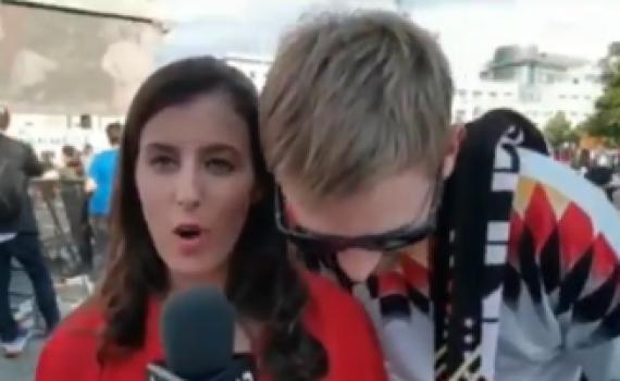 צפו: הראיון המוזר של כתבת 'כאן' עם אוהד גרמניה