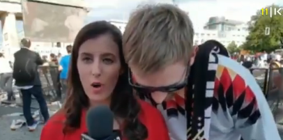 צפו: הראיון המוזר של כתבת 'כאן' עם אוהד גרמניה