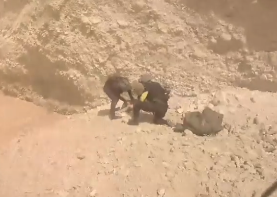 תיעוד דרמטי: חילוץ הנערים באסון השטפון. צפו