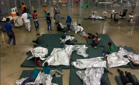 זעזוע בארה"ב: ילדי מהגרים הופרדו מהוריהם