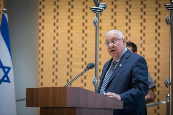 ריבלין הגיב לגזענות ביקב ברקן: "עוולה נוראית"