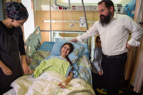 המחבל הבחין ב'נערה דתייה' ודקר אותה באכזריות