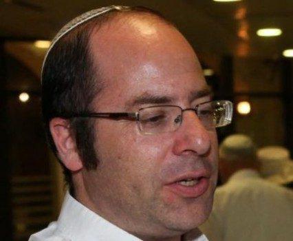 הרב בזק: אין איסור בכך שאישה תורה הלכה