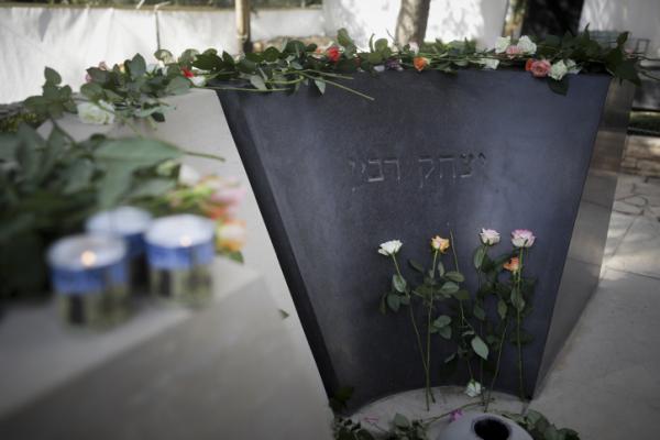 בני"שים סירבו לבקר בקבר רבין ונמלטו מהבסיס