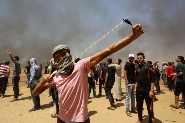 המחזאי הישראלי: "תושבי עזה חיים במעין מחנה ריכוז"