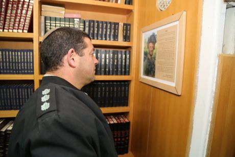 לא בגלל הכיפה: זה מה שפוגע בקידומו של וינטר