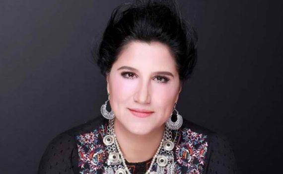 חוזרת לעשות מוזיקה: מורין נהדר בסינגל חדש• צפו