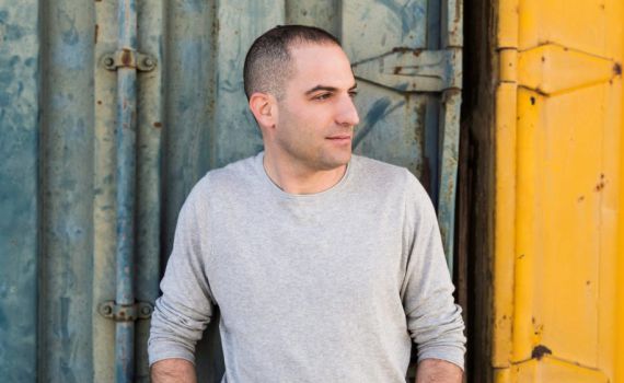 "שמש תצא": נועם מיכאל בסינגל חדש•צפו