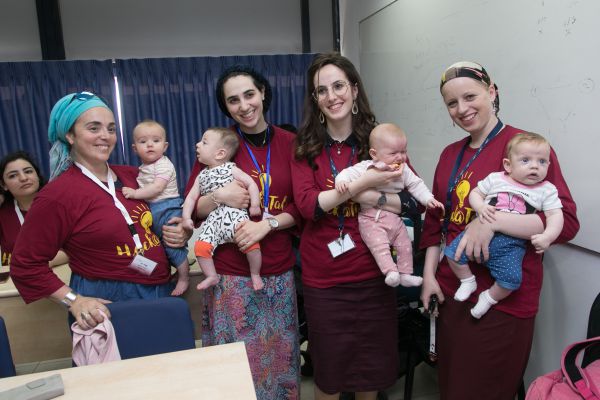 התינוקות שלומדים הנדסה בהאקתון של מכון טל