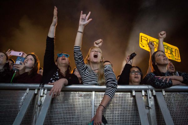 שוברות שוויון: ריקודים בהפרדה- ניצחון לנשים