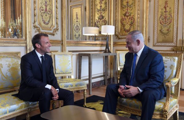 מקרון לנתניהו: "מודאגים מהפעילות האיראנית באזור"