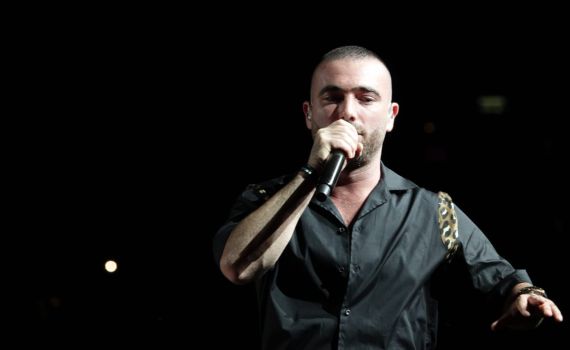 מזעזע: תקרית אנטישמית בגלל שיר של עומר אדם