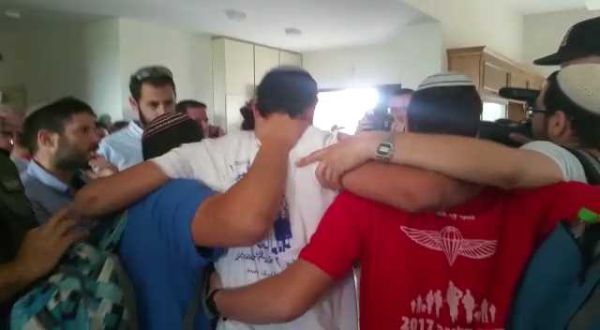 הפינוי בנתיב האבות: "תצאו בשירה, ואנחנו עוד נחזור"