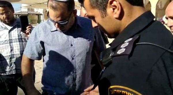 מחשש לטבעת: המשטרה עיכבה זוג יהודים בהר הבית