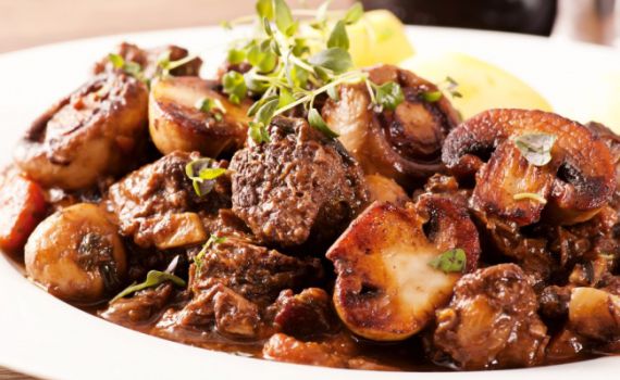 אחת ולתמיד: כך תכינו צלי בשר עסיסי לשבת