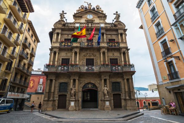 קריאה בספרד: "הכריזו על נציגי ישראל כלא רצויים"