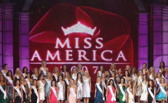 בלי לבוש חושפני: תחרות מיס אמריקה בשינוי דרמטי