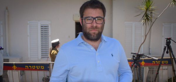 החל המשפט של חזן: "רוצה לשדר אותו בחי"