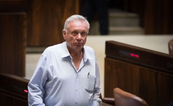 האולטימטום פג: ברושי הגיש תביעה נגד אבי גבאי