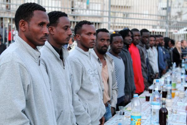 קביעה בשווייץ: אין מניע להרחיק מסתננים אריתראים