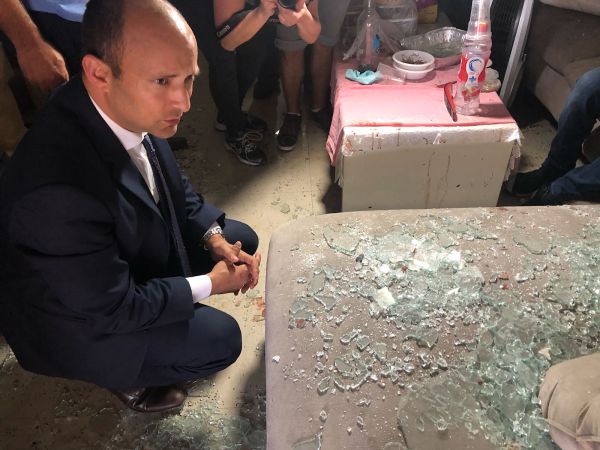 בנט התעמת עם הרמטכ"ל: מדוע לא לירות במחבלים?