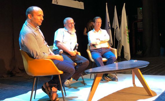 בנט: "צריך להילחם בכל מחיר על אחדות העם"