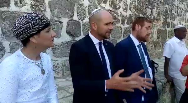 מתי דגל ישראל יתנוסס בהר הבית? צפו בתשובת הח"כ