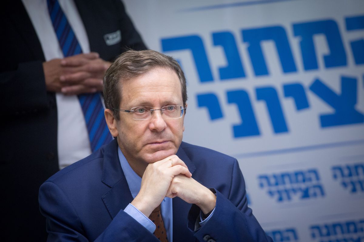 "כלבה" | זו העדות שתיקח מהרצוג את הנשיאות?