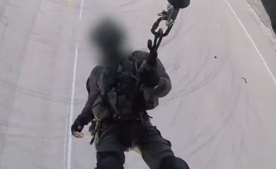 הצצה לפעילות המבצעית של המכונאים המוטסים. צפו