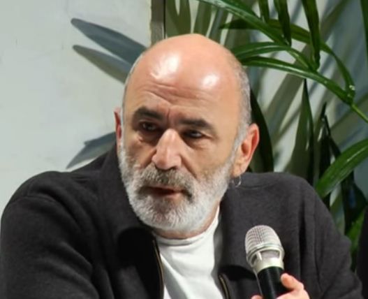 הבמאי הישראלי: "מבין את חמאס". האזינו