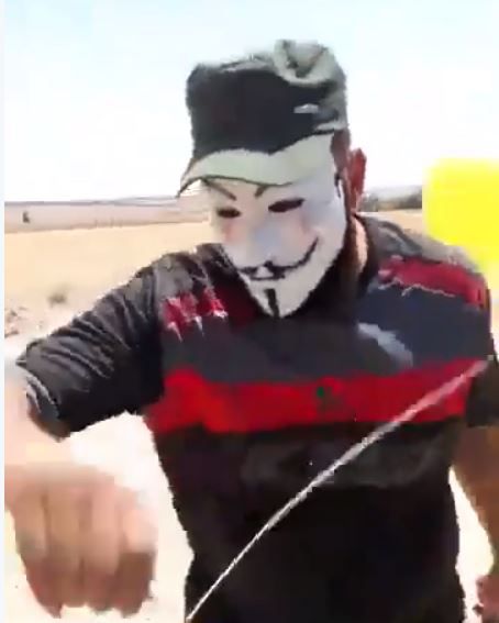 בנט חשף בסרטון: "תכירו מחבל. לא ילד, מחבל"