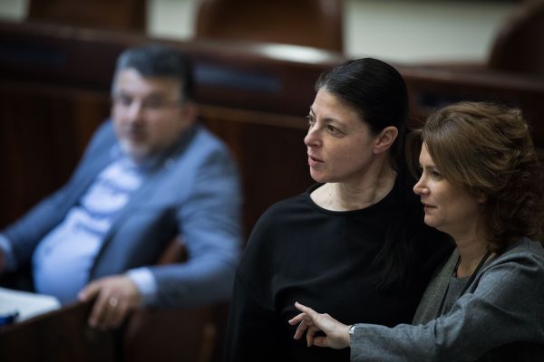 הקואליציה הפילה את "חוק איסור ההפרדה" של מיכאלי