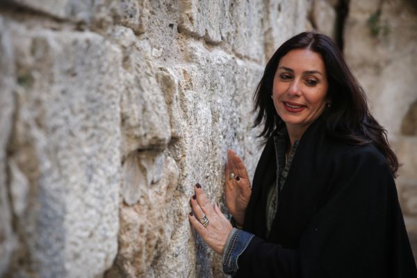 רגב תכנס דיון דחוף: "אין להקל ראש בנפילת האבן בכותל"