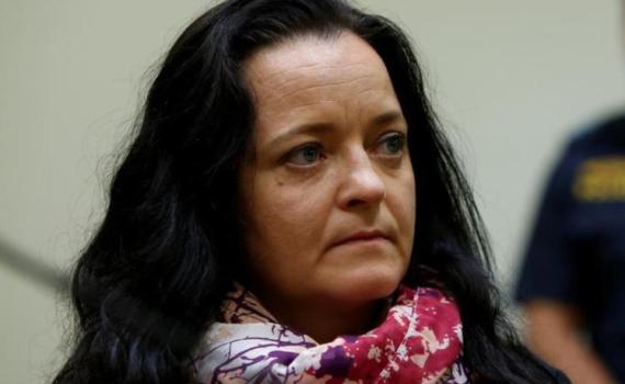 גרמניה: מאסר עולם לחברת כנופיית טרור ניאו-נאצית