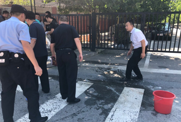 דיווח בסין: מטען חבלה פוצץ מחוץ לשגרירות ארה"ב