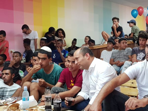 צפו: מצעד הפוליטיקאים שלנו בגמר המונדיאל